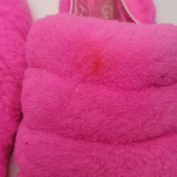 UGG PINK SLIPPERS WMS SIZE 6 - Picture 9 of 10